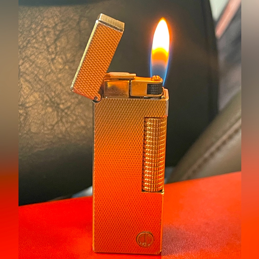 Dunhill Rollagas Lighter-Gold-Classic Barley Print-Great Working Cond.W/Box